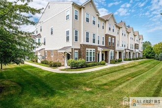 Building Photo - 1515 Hudson Cir