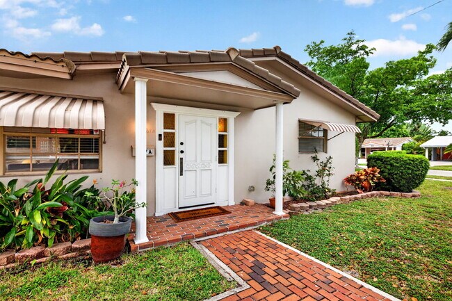 Foto del edificio - 2167 NE 56th Ct