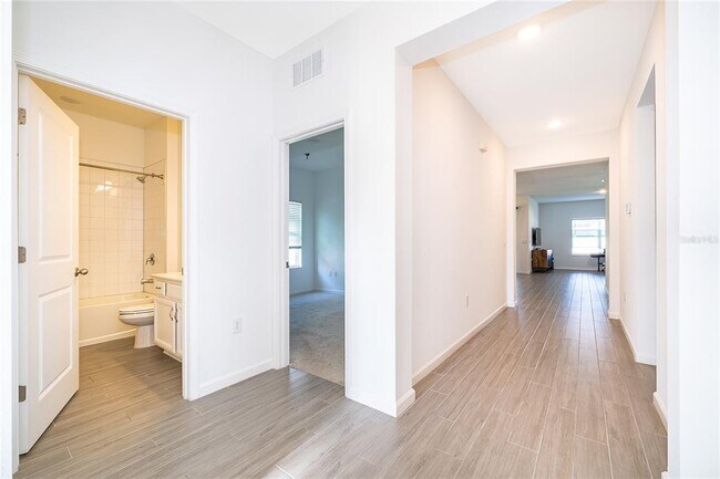 Building Photo - 2366 White Cedar Wy
