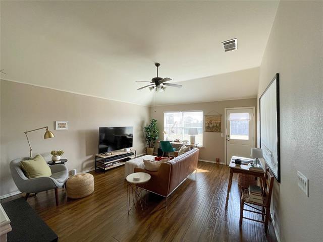 Foto del edificio - 8748 Sagebrush Trail