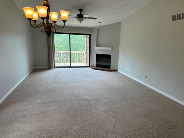 Building Photo - 2300 Coyote Creek Dr