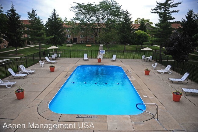 Foto del edificio - 2496 Tracy Rd