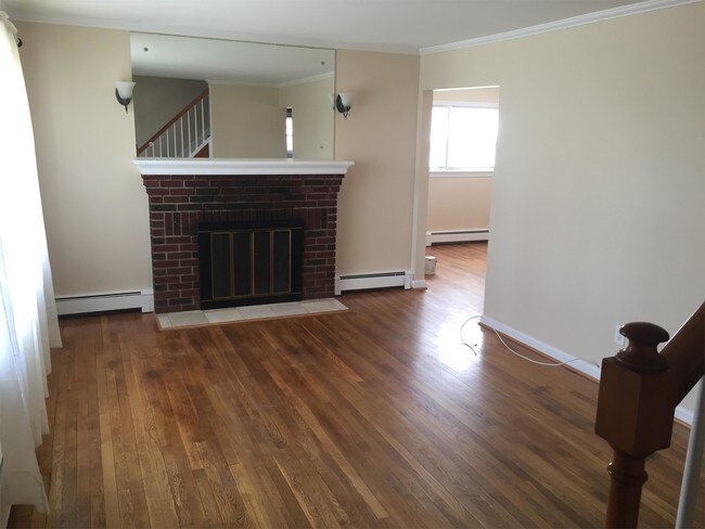 Building Photo - 4611 Clementon Rd
