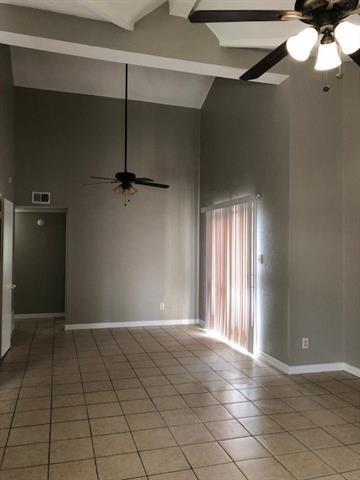 Foto del edificio - 3100 Boxwood Ln