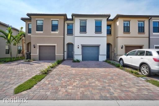 Building Photo - 3 br, 2.5 bath House - 8632 Escue St