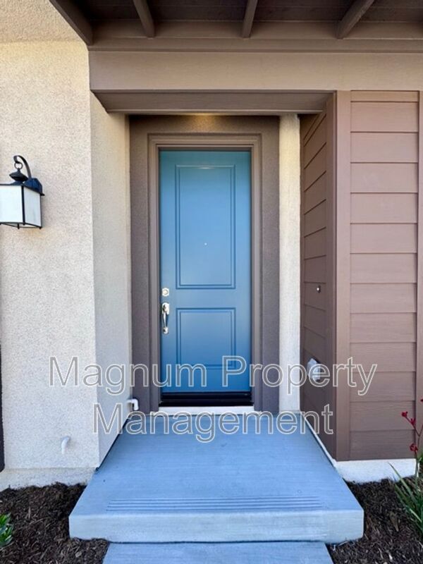 Building Photo - 30045 Sunset Pier Dr
