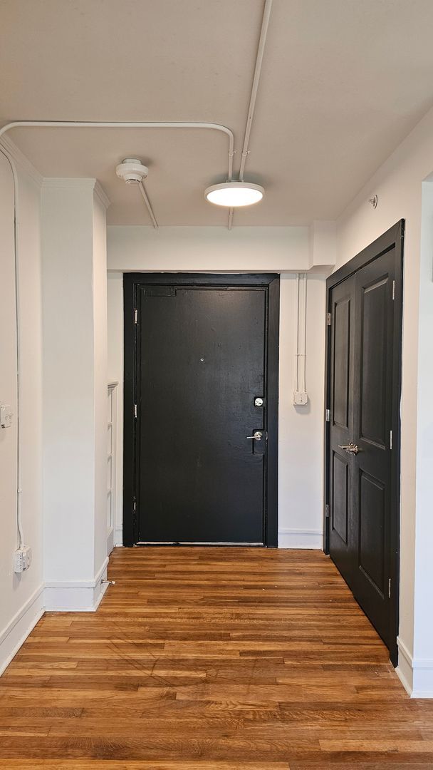 Interior Photo - Hanscom and Georgia Row Apartments