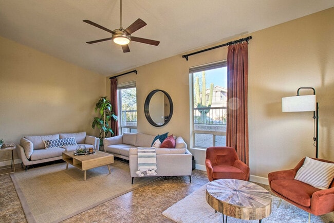 Building Photo - 3055 N Red Mountain