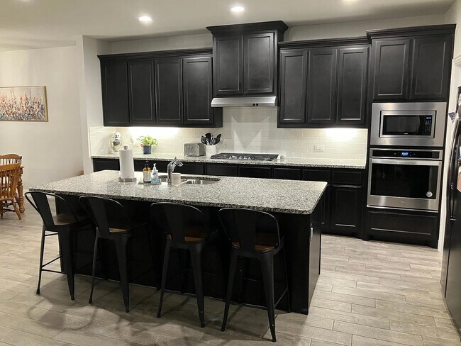 Foto del edificio - 1223 Sagewood Dr