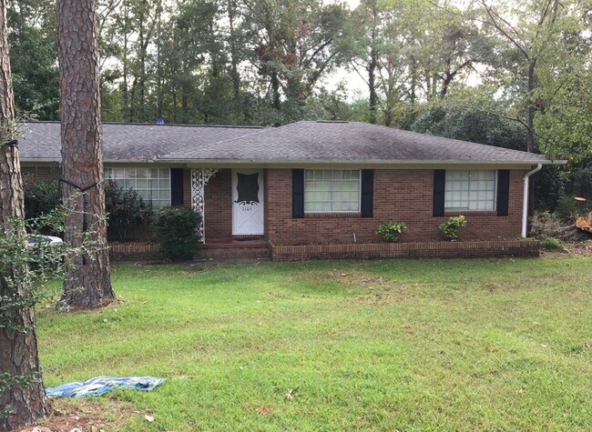Building Photo - 1105 Robinette Dr