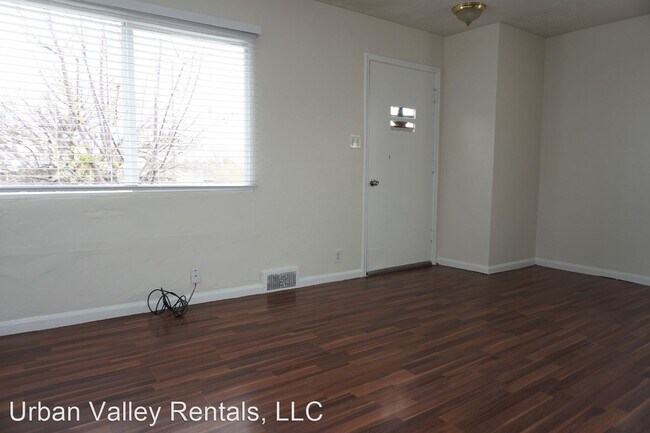 Building Photo - 3 br, 1.5 bath House - 3503 W. 4700 S.
