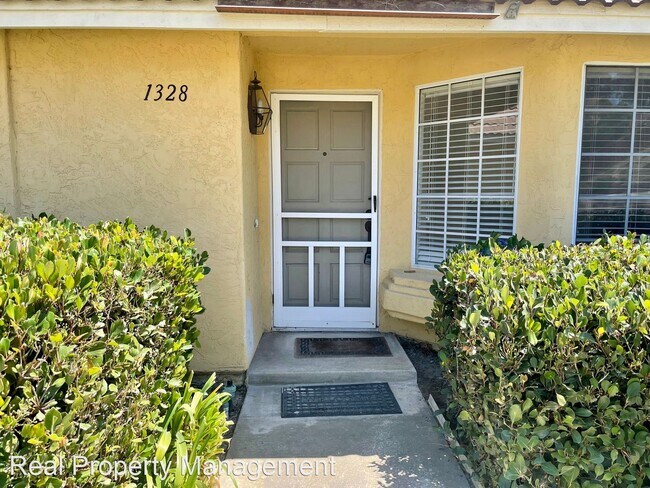 Building Photo - 3 br, 2 bath House - 1328 Darwin Drive