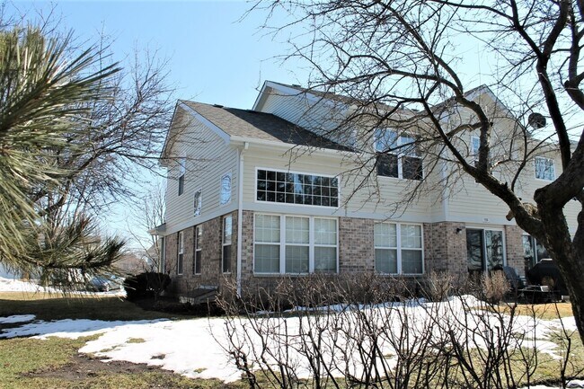Building Photo - 156 Castlewood Ct