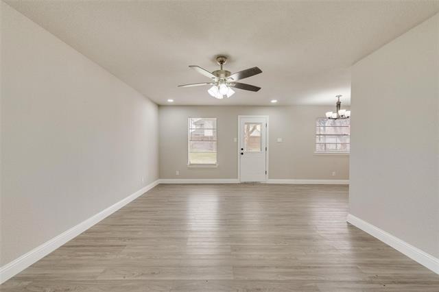 Foto del edificio - 4809 Jordan Park Dr