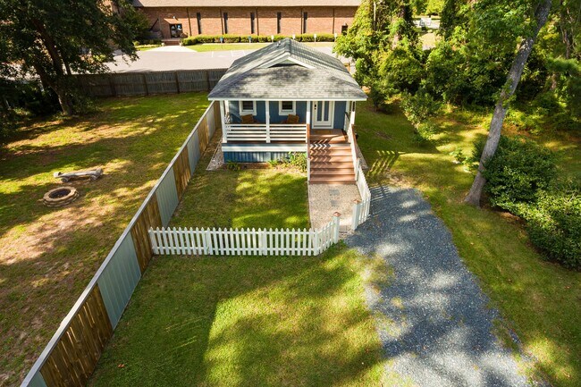 Foto del edificio - One bedroom home for rent in Manteo