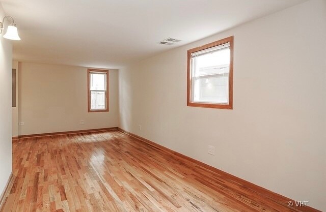 Building Photo - 4205 N Bernard St