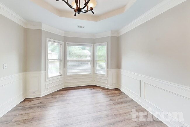 Building Photo - 1571 English Manor Cir