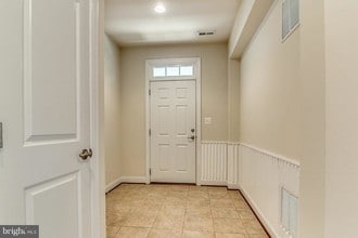 Building Photo - 16006 Greymill Manor Dr