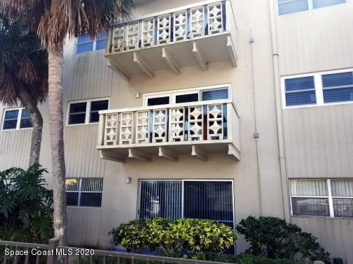 Foto del edificio - 221 Columbia Dr