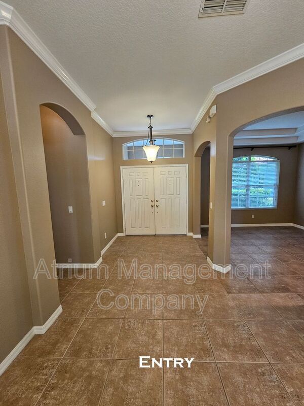 Building Photo - 1590 Shadowmoss Cir