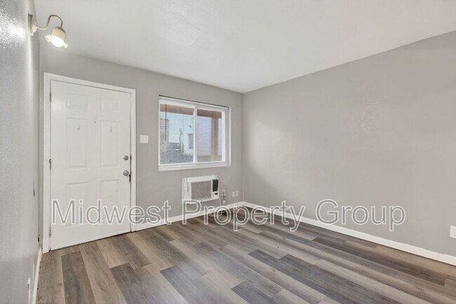 Foto del edificio - 3710 Geraldine Ave