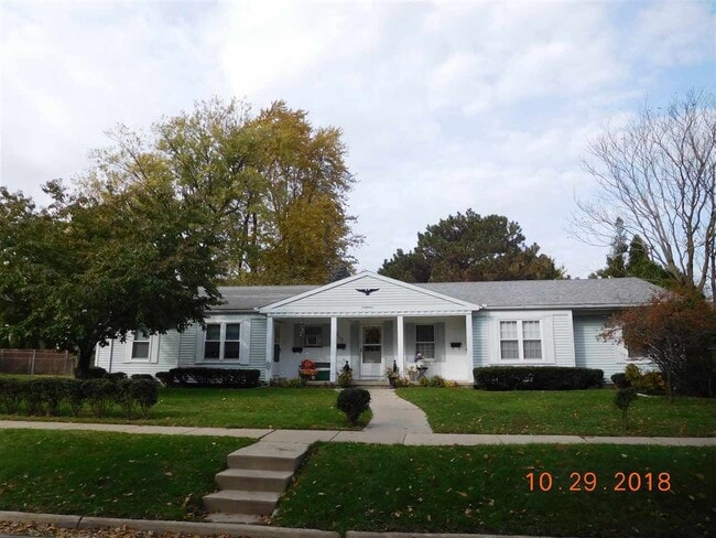 Building Photo - 212 Harrison St