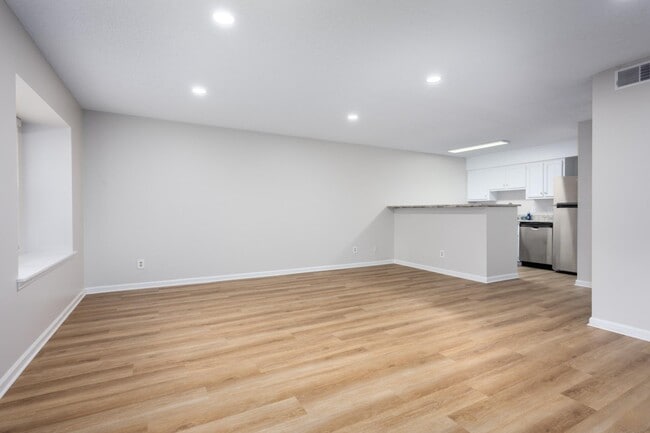 Living Area - The Hedges Apartment Homes