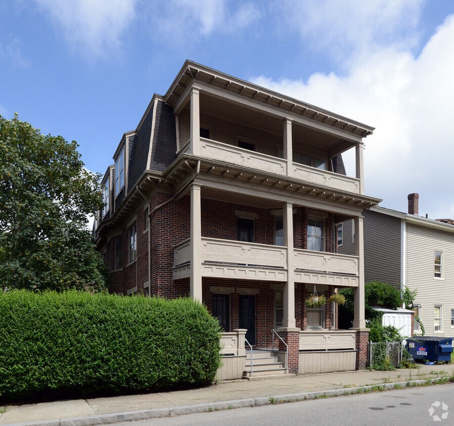 Building Photo - 52-54 Foster St
