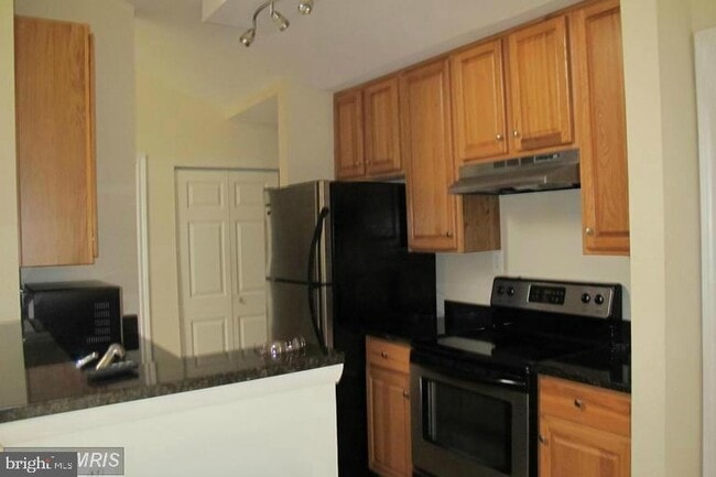 Building Photo - 9901 Boysenberry Way