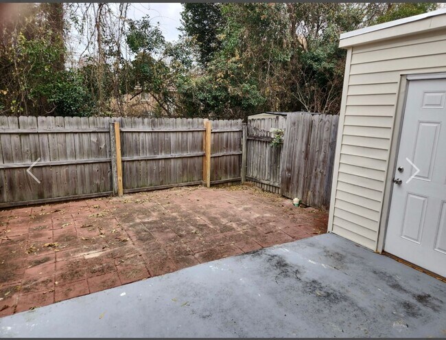 Foto del edificio - Oaks Townhouses