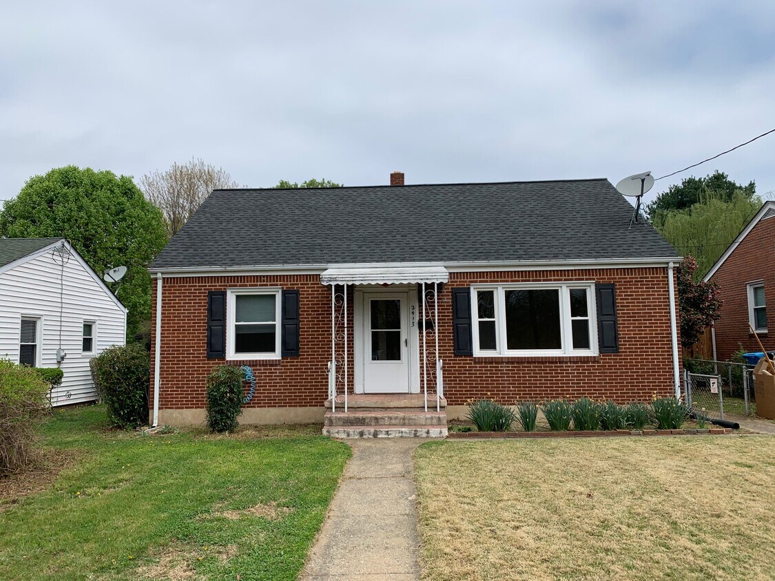 2413 Memorial Ave SW, Roanoke, VA 24015 House Rental in Roanoke, VA