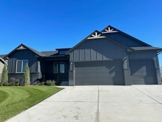 Building Photo - 1260 N Main St