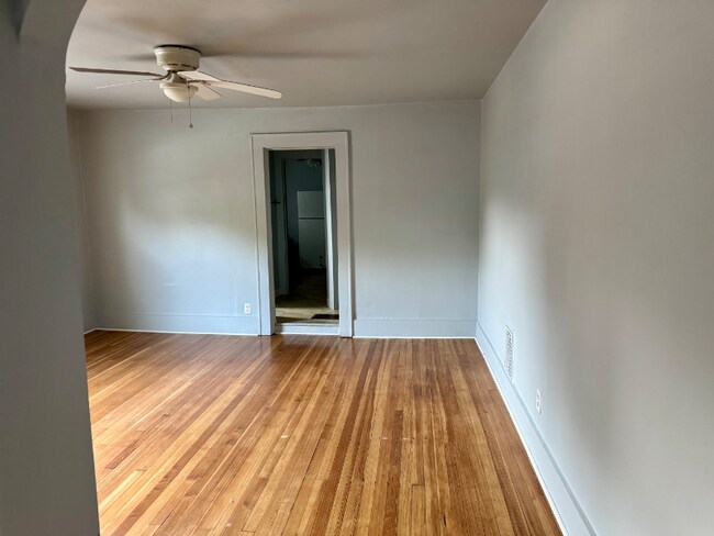 Foto del edificio - 302 N Colorado Ave
