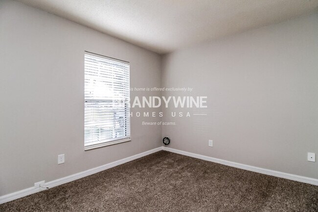 Building Photo - 6311 Fortune Ln