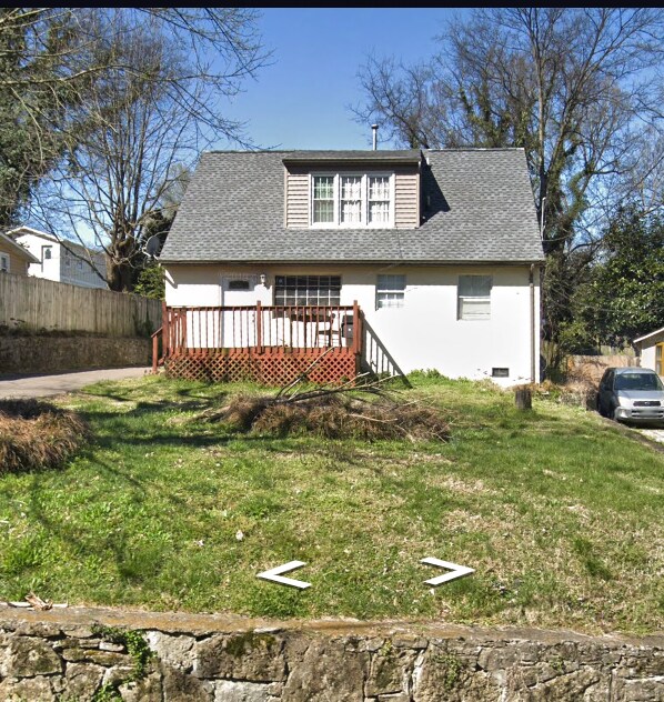 Front view of house - 2231 Grandview Ave