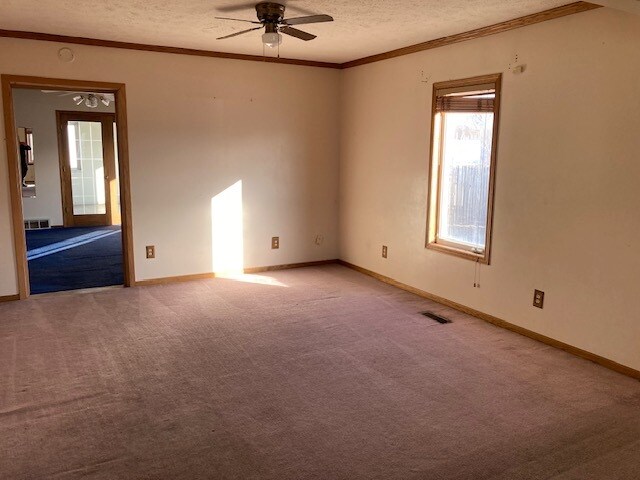 Foto del edificio - 411 N Shady Bend Rd