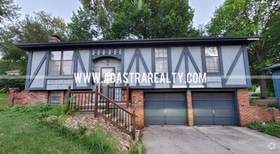 Building Photo - 11811 W 67th St