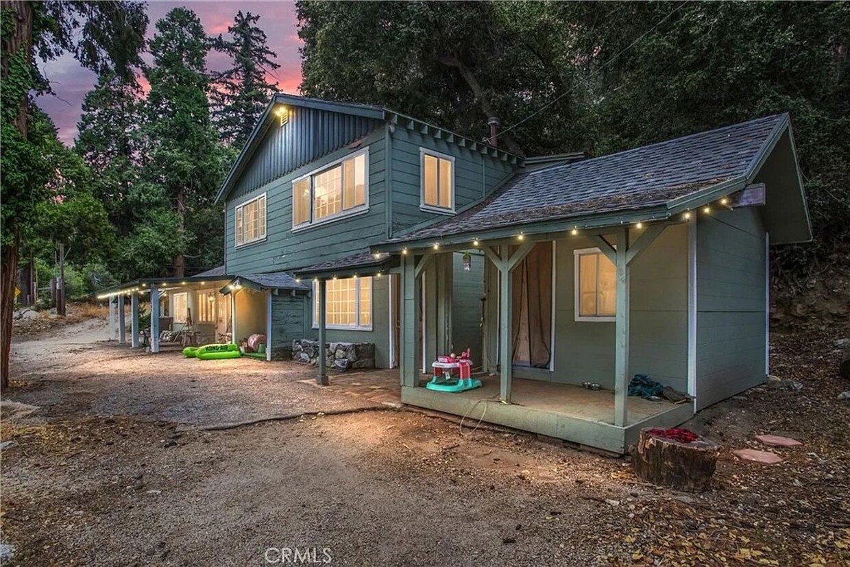 Primary Photo - 40993 Oak Creek Rd