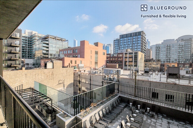 Foto del edificio - 751 N Hudson Ave