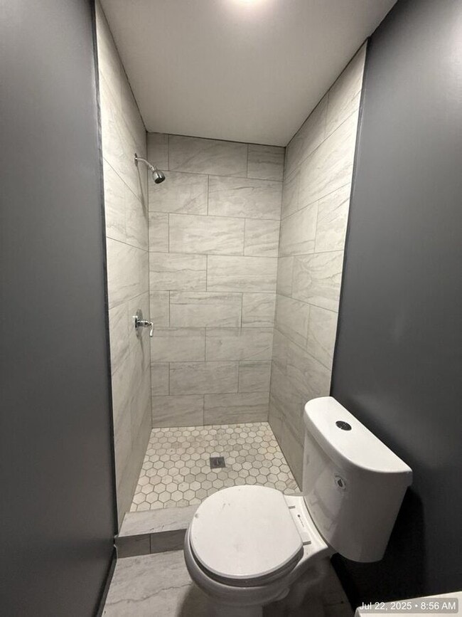 Foto del edificio - 761 Gracewood St