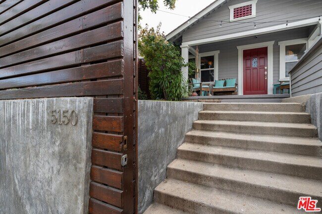 Foto del edificio - 5150 Almaden Dr