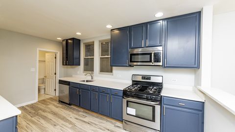 Foto del edificio - 6136 N Mozart St