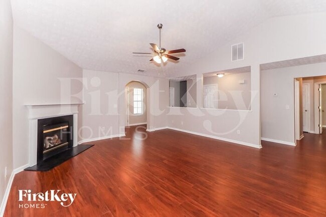Building Photo - 2283 Christian Cir SE