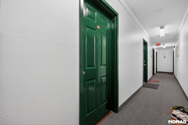 Foto del edificio - 9 Vreeland Ave