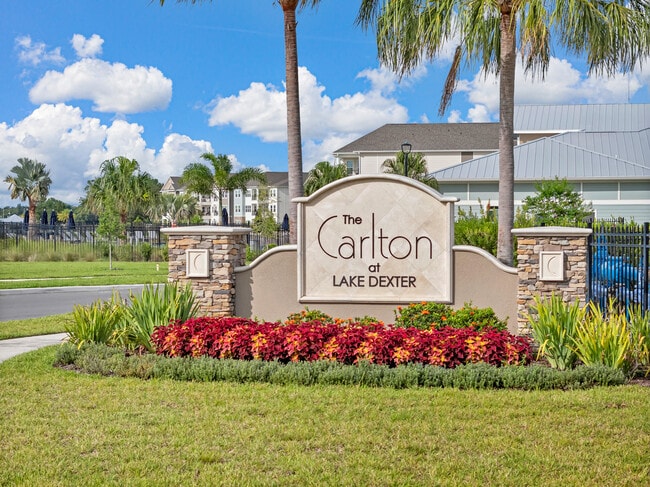 Foto del edificio - The Carlton at Lake Dexter