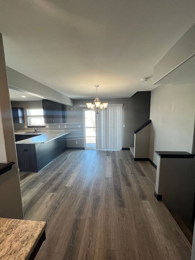 Building Photo - 3bd 3ba condo for rent!