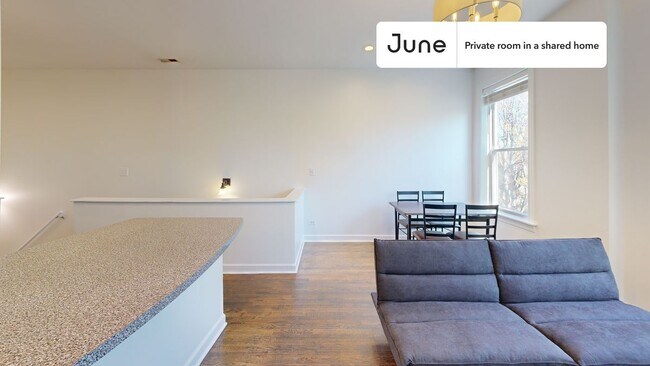 Foto del edificio - Room in Shared 3 bed/2 bath home