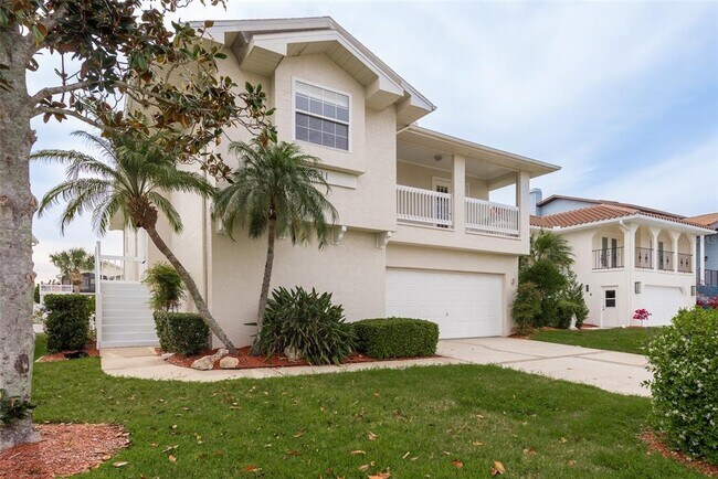 Building Photo - 6231 Bayside Dr