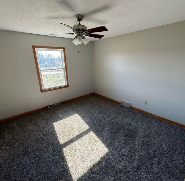 Foto del edificio - 474 Bennett Rd