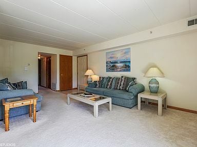 Building Photo - 12799 St Andrews Ct